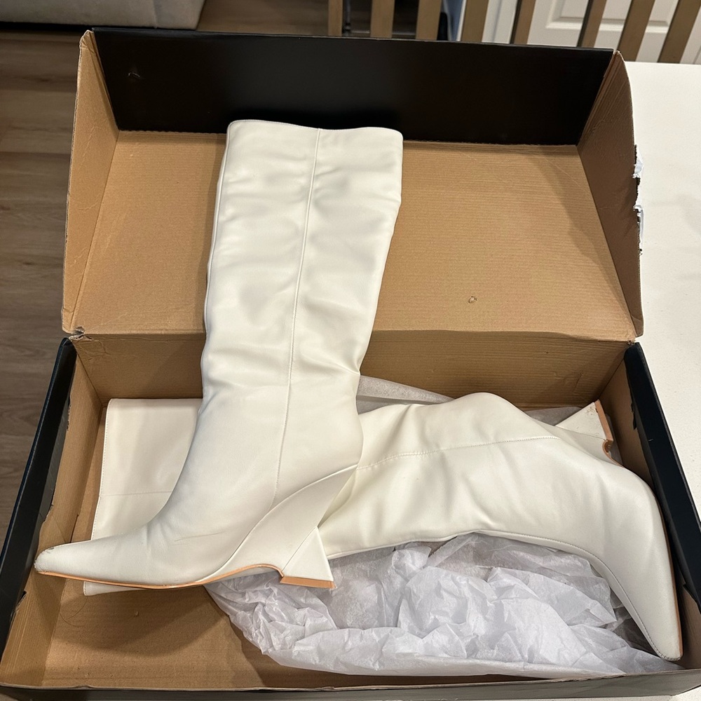 Elegant White Knee-High Boots